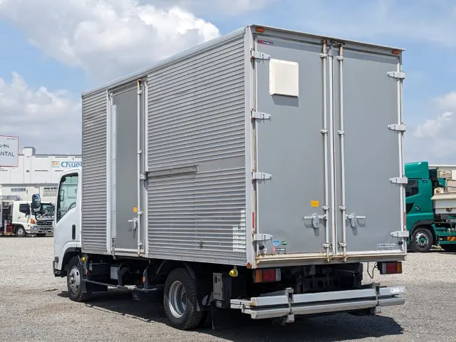 いすゞ エルフ TPG-NPR85AN(2WD)の写真3