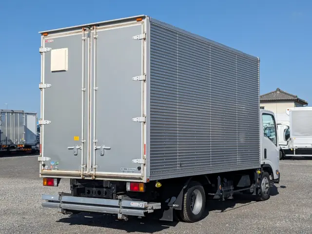 いすゞ エルフ TPG-NPR85AN(2WD)の写真4