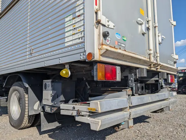 いすゞ エルフ TPG-NPR85AN(2WD)の写真7