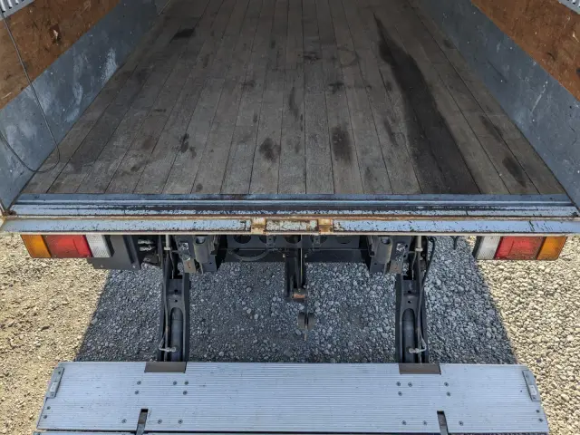 いすゞ エルフ TPG-NPR85AN(2WD)の写真13