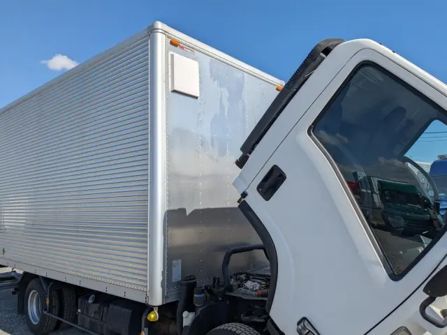 いすゞ エルフ TPG-NPR85AN(2WD)の写真49