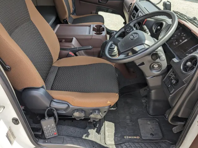 日野 レンジャー 2KG-FD2ABG(2WD)の写真27