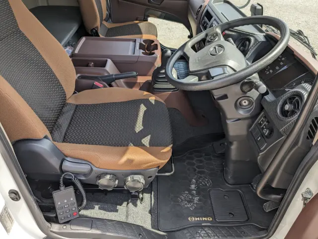 日野 レンジャー 2KG-FD2ABG(2WD)の写真28