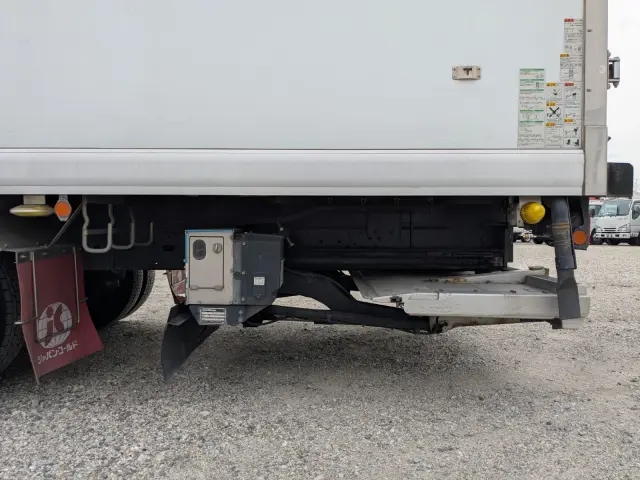 いすゞ フォワード 2PG-FRR90T2(2WD)の写真25