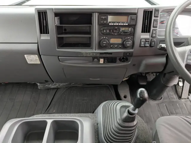 いすゞ フォワード 2PG-FRR90T2(2WD)の写真42
