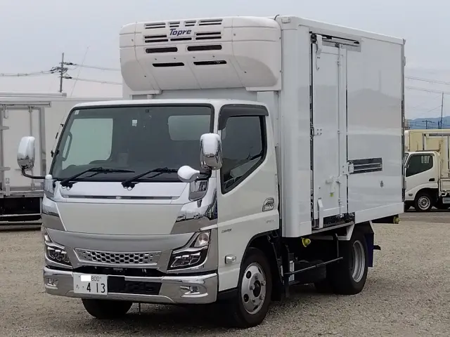 三菱 キャンター 2RG-FBAV0(2WD)の写真1