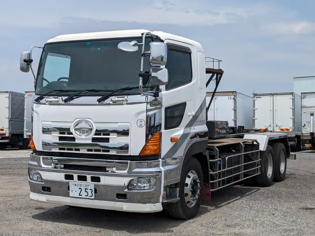 日野 プロフィア LDG-FS1ERBA(6x4)の写真1