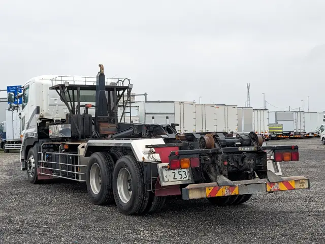 日野 プロフィア LDG-FS1ERBA(6x4)の写真4