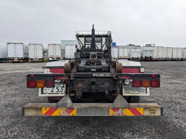 日野 プロフィア LDG-FS1ERBA(6x4)の写真6