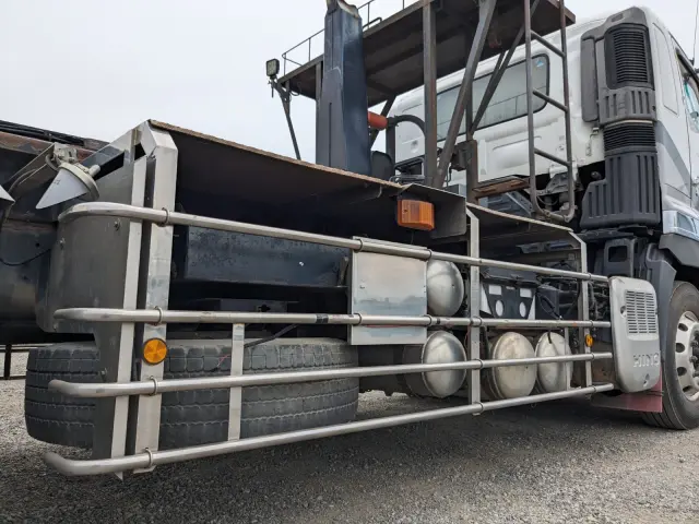 日野 プロフィア LDG-FS1ERBA(6x4)の写真24