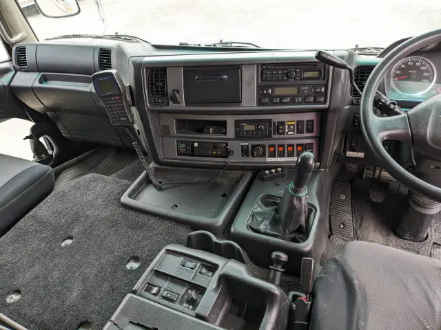 日野 プロフィア LDG-FS1ERBA(6x4)の写真40