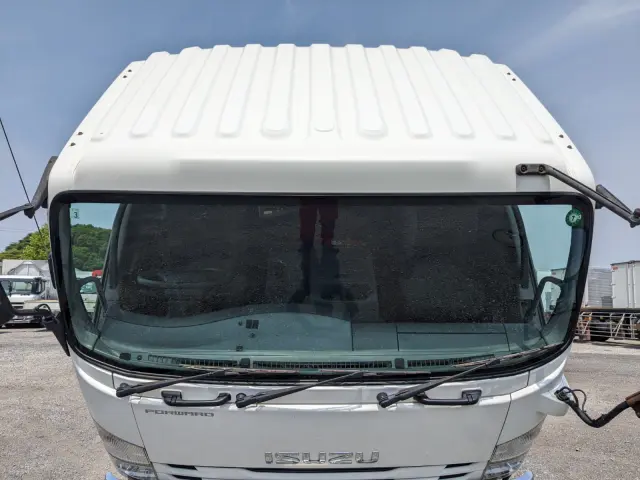 いすゞ フォワード LKG-FTR90T2(2WD)の写真46