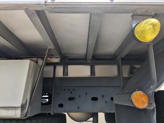いすゞ フォワード QKG-FTR34T2(2WD)の写真28