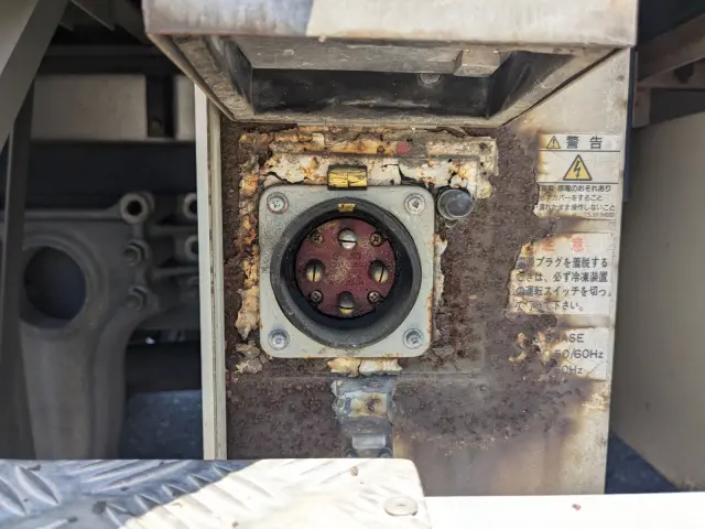 いすゞ フォワード QKG-FTR34T2(2WD)の写真31