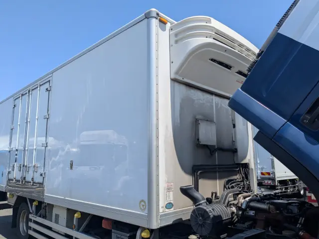 いすゞ フォワード QKG-FTR34T2(2WD)の写真42
