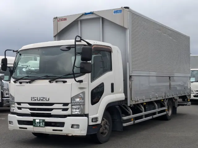 いすゞ フォワード TKG-FRR90T2(2WD)の写真1