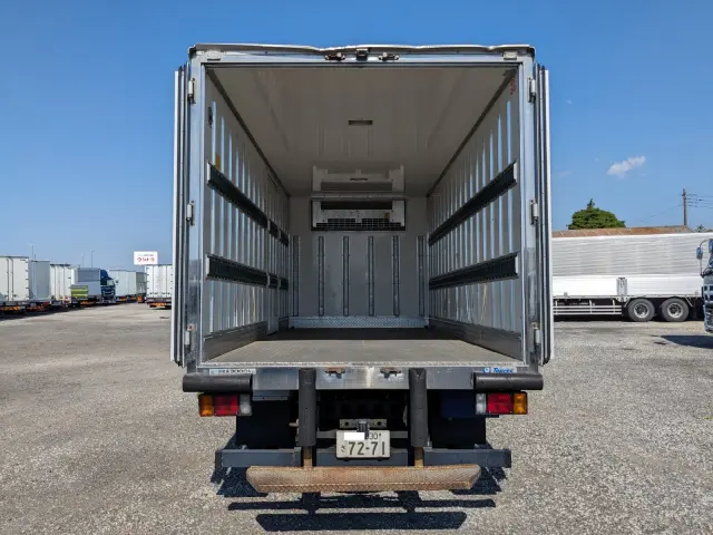 いすゞ エルフ TKG-NPR85AN(2WD)の写真9