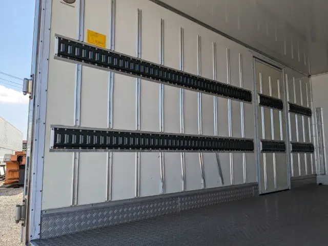 いすゞ エルフ TKG-NPR85AN(2WD)の写真19