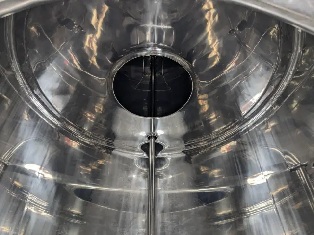 いすゞ ギガ 2PG-CYE77DM(6x2)の写真18