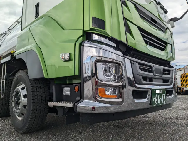 いすゞ ギガ 2PG-CYE77DM(6x2)の写真42