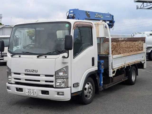 いすゞ エルフ TKG-NPR85AR(2WD)の写真1