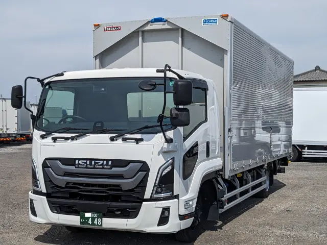 いすゞ フォワード 2RG-FRR90T4(2WD)の写真1
