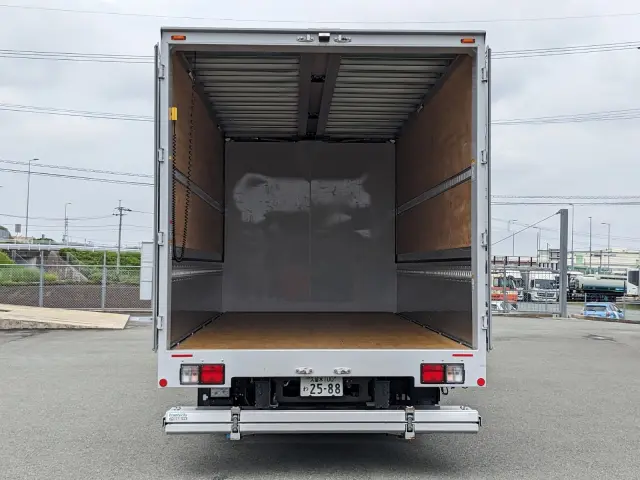 日野 レンジャー 2KG-FD2ABG(2WD)の写真9