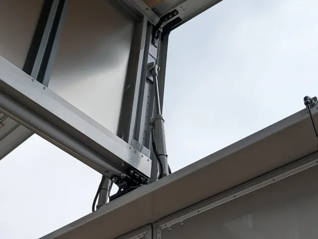 日野 レンジャー 2KG-FD2ABG(2WD)の写真31