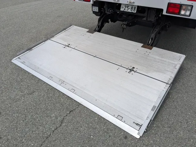 日野 レンジャー 2KG-FD2ABG(2WD)の写真34