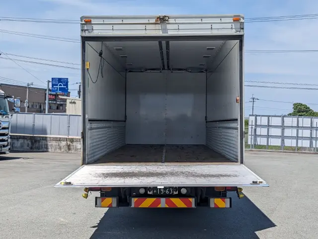 三菱 ファイター TKG-FK64F(2WD)の写真9