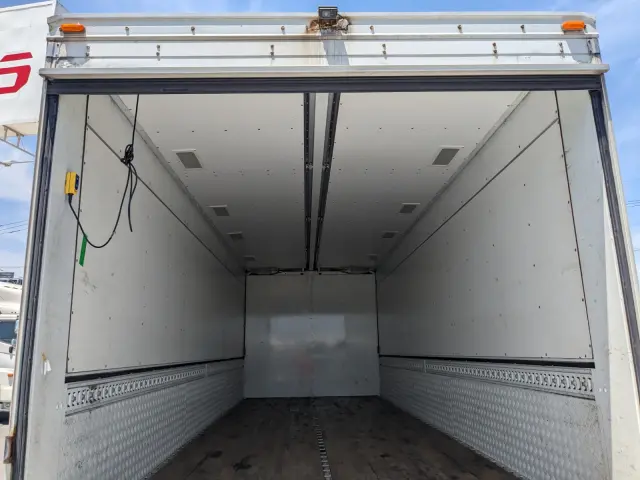 三菱 ファイター TKG-FK64F(2WD)の写真16