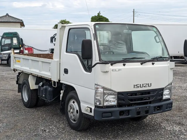 いすゞ エルフ TPG-NKR85AD(2WD)の写真3