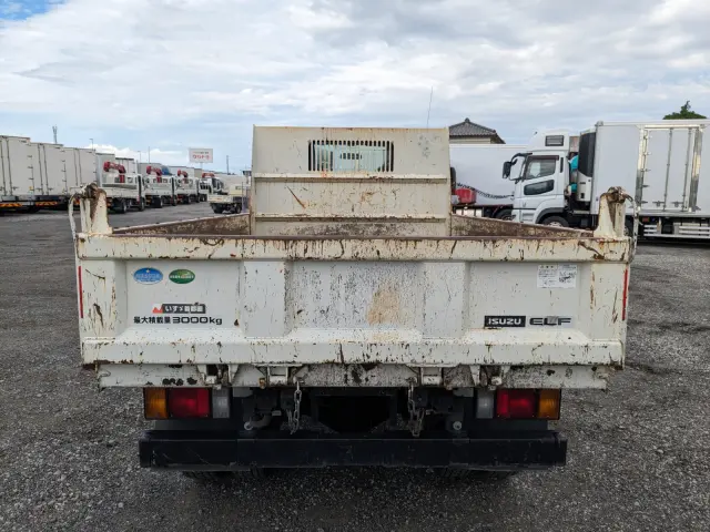 いすゞ エルフ TPG-NKR85AD(2WD)の写真6