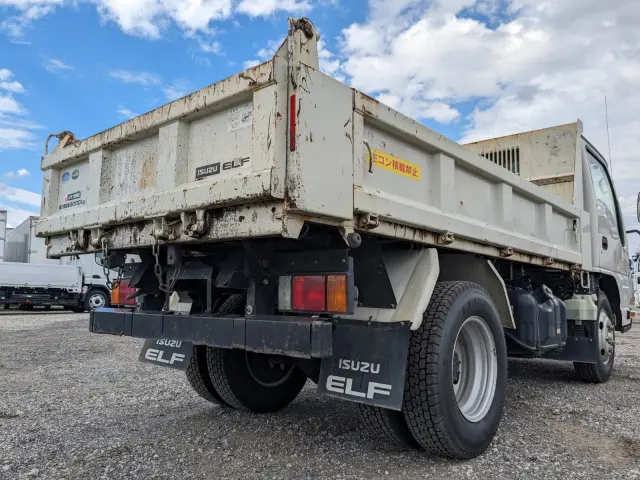 いすゞ エルフ TPG-NKR85AD(2WD)の写真7