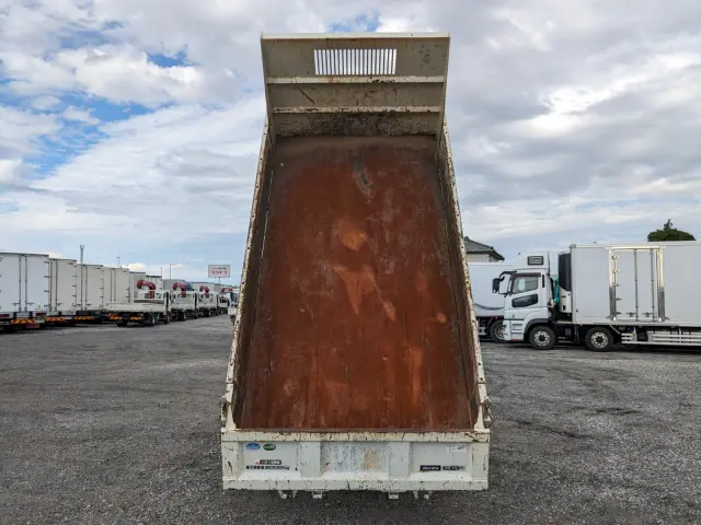 いすゞ エルフ TPG-NKR85AD(2WD)の写真9