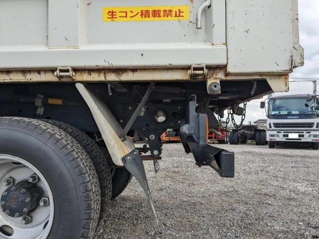 いすゞ エルフ TPG-NKR85AD(2WD)の写真18