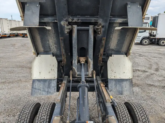 いすゞ エルフ TPG-NKR85AD(2WD)の写真33