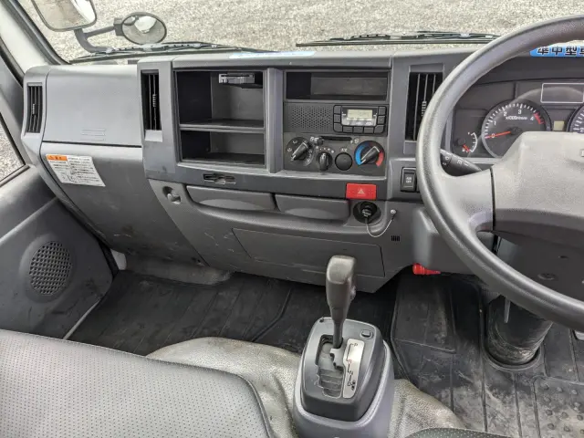 いすゞ エルフ TPG-NKR85AD(2WD)の写真39