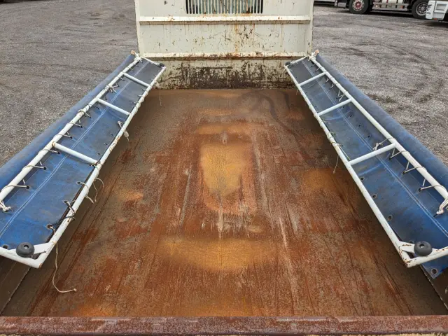 いすゞ エルフ TPG-NKR85AD(2WD)の写真12