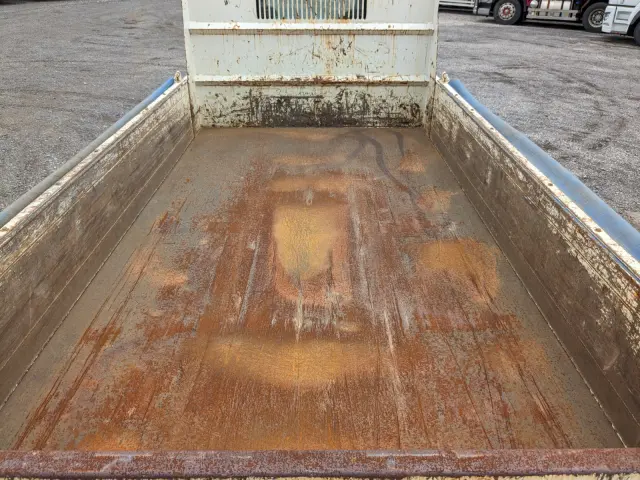 いすゞ エルフ TPG-NKR85AD(2WD)の写真13