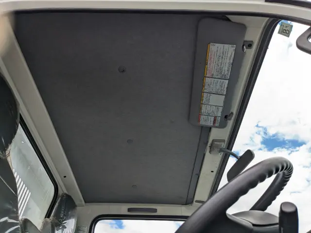 いすゞ エルフ TPG-NKR85AD(2WD)の写真40