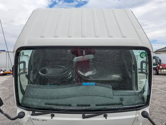 いすゞ エルフ TPG-NKR85AD(2WD)の写真46