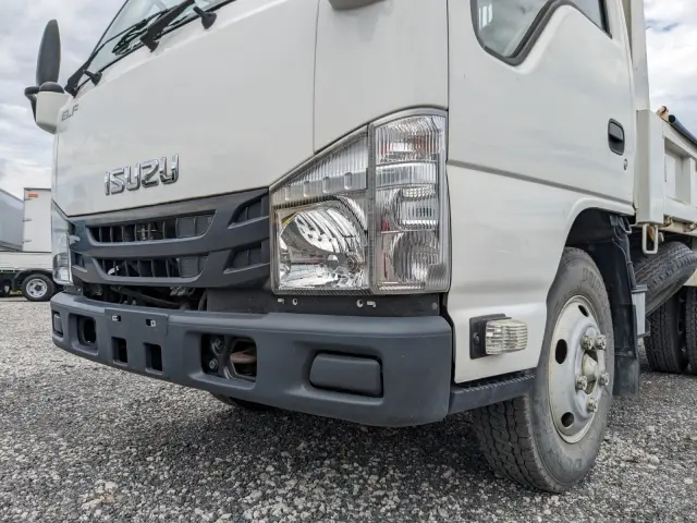いすゞ エルフ TPG-NKR85AD(2WD)の写真50