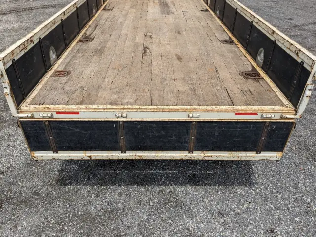 いすゞ フォワード 2PG-FRR90S1(2WD)の写真9