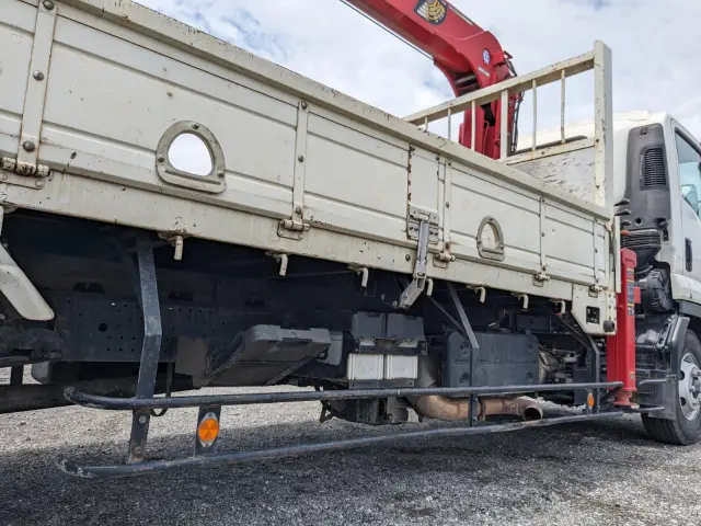 いすゞ フォワード 2PG-FRR90S1(2WD)の写真25