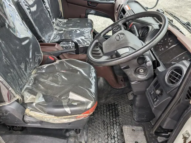 日野 レンジャー 2KG-FC2ABA(2WD)の写真39