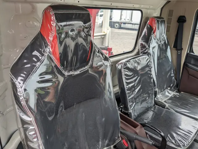 日野 レンジャー 2KG-FC2ABA(2WD)の写真38