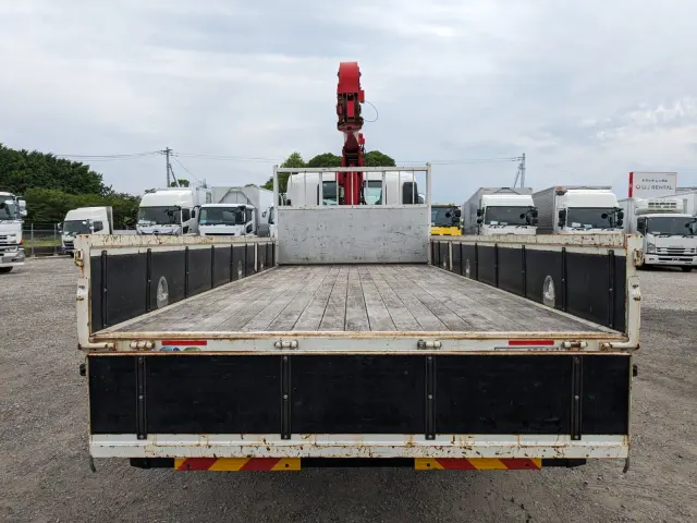 いすゞ フォワード 2PG-FRR90S1(2WD)の写真8