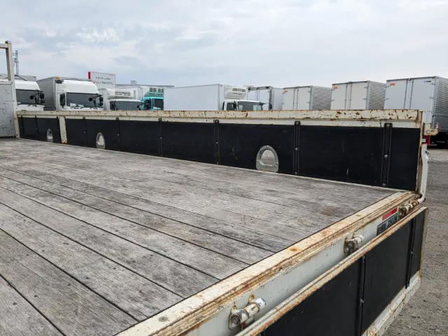 いすゞ フォワード 2PG-FRR90S1(2WD)の写真14