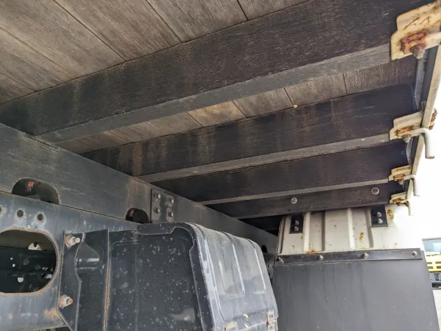 いすゞ フォワード 2PG-FRR90S1(2WD)の写真24